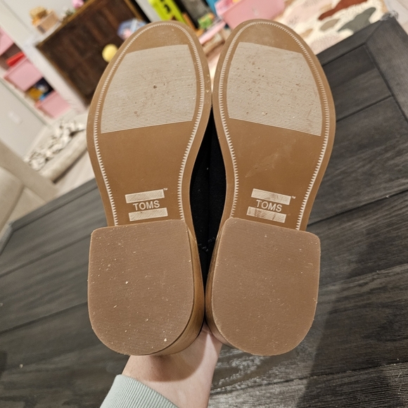 Tom's Leila Tassel Mules - Picture 6 of 7